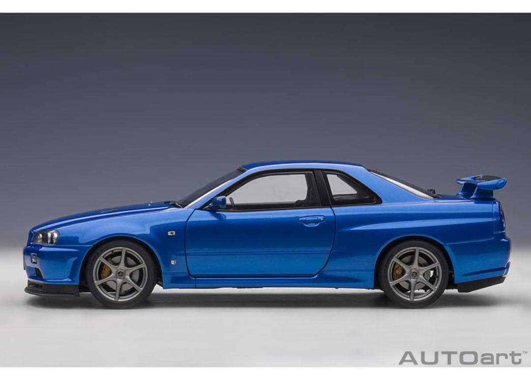 オートアート ニッサンスカイラインGT-R R34VスペックIIベイサイドブルー