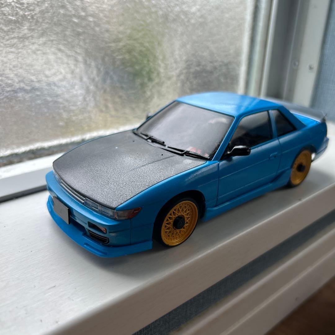 京商　ミニッツAWD シャシ＋ボディ