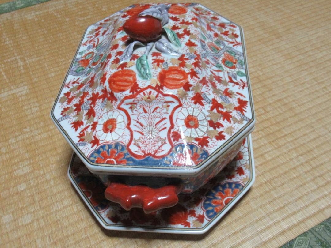 ◆極希少 江戸幕末！古伊万里 染錦(紅葉/桃/菊) 手持ち造形桃蓋付 チュリーン