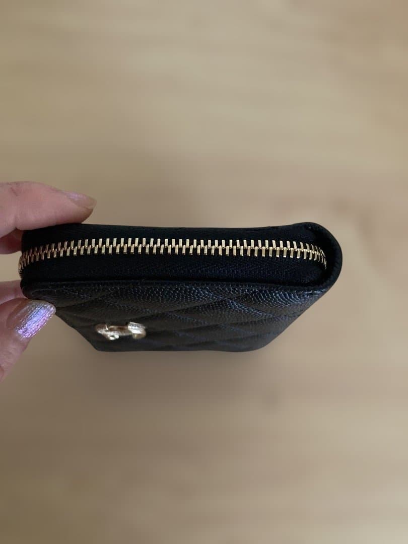 CHANEL ブラック 二つ折り財布　未使用❣️