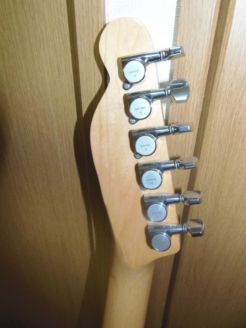 PLAY TECH製テレキャスター・サンバースト エレキギター