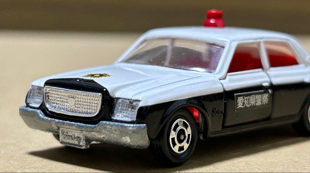 日本製 トミカ トヨタ センチュリー パトロールカー仕様