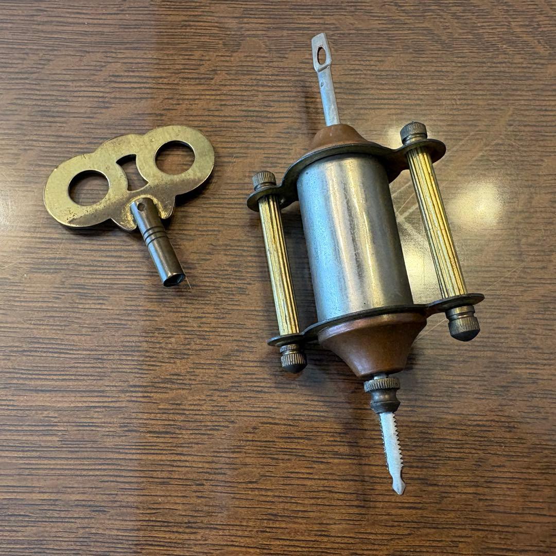 動作品・戦前の木製掛時計・ボンボン時計・愛知県時計製造同業組合