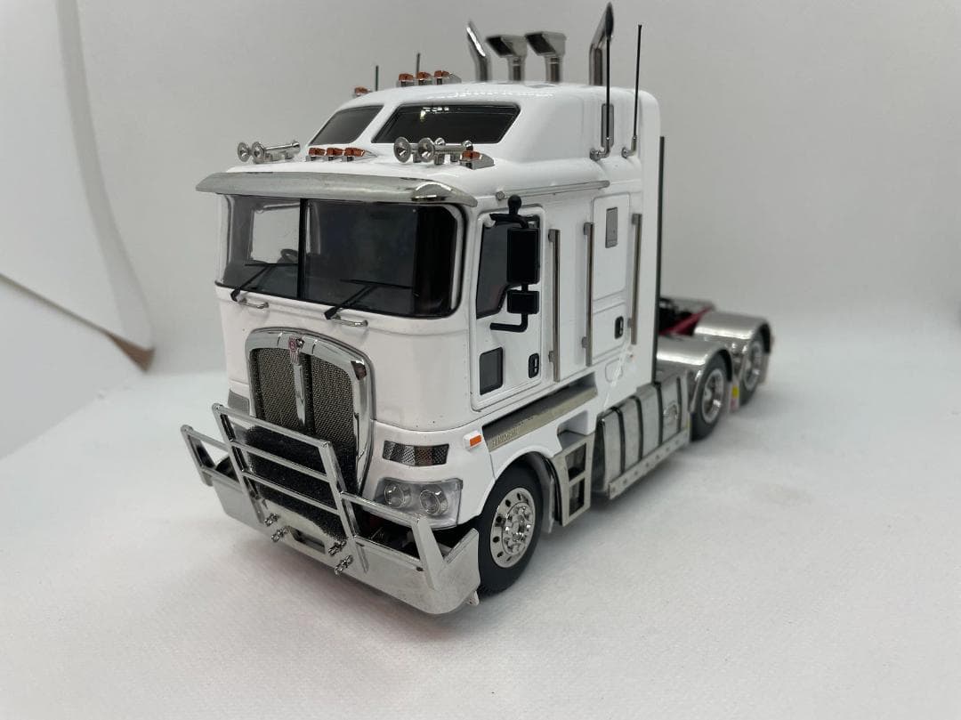 504-007 EXCLUSIVE 1/32 ケンワース K200 ホワイト