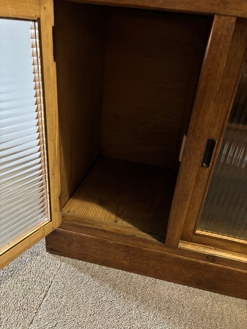 古家具　食器棚