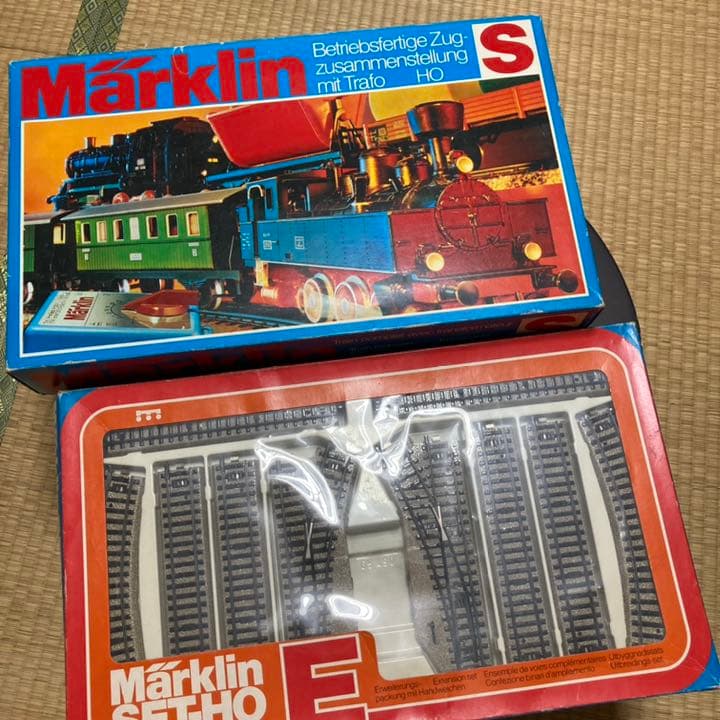 メルクリン　HOスターター&線路セット&ディーゼル3078 （ESSO付き）