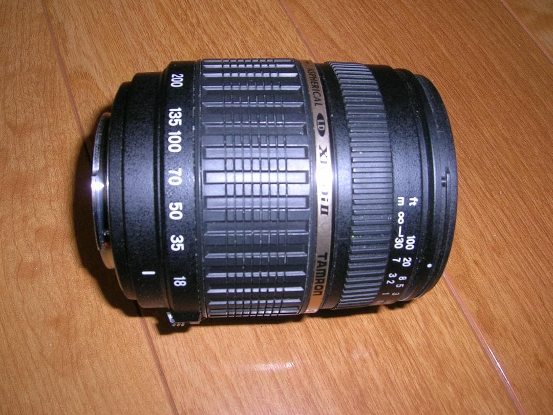 PENTAX K-3　TAMRON18-200 mm　バッテリーグリップ