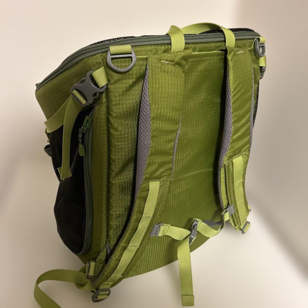 モンベル 犬用　リュック　グリーン系