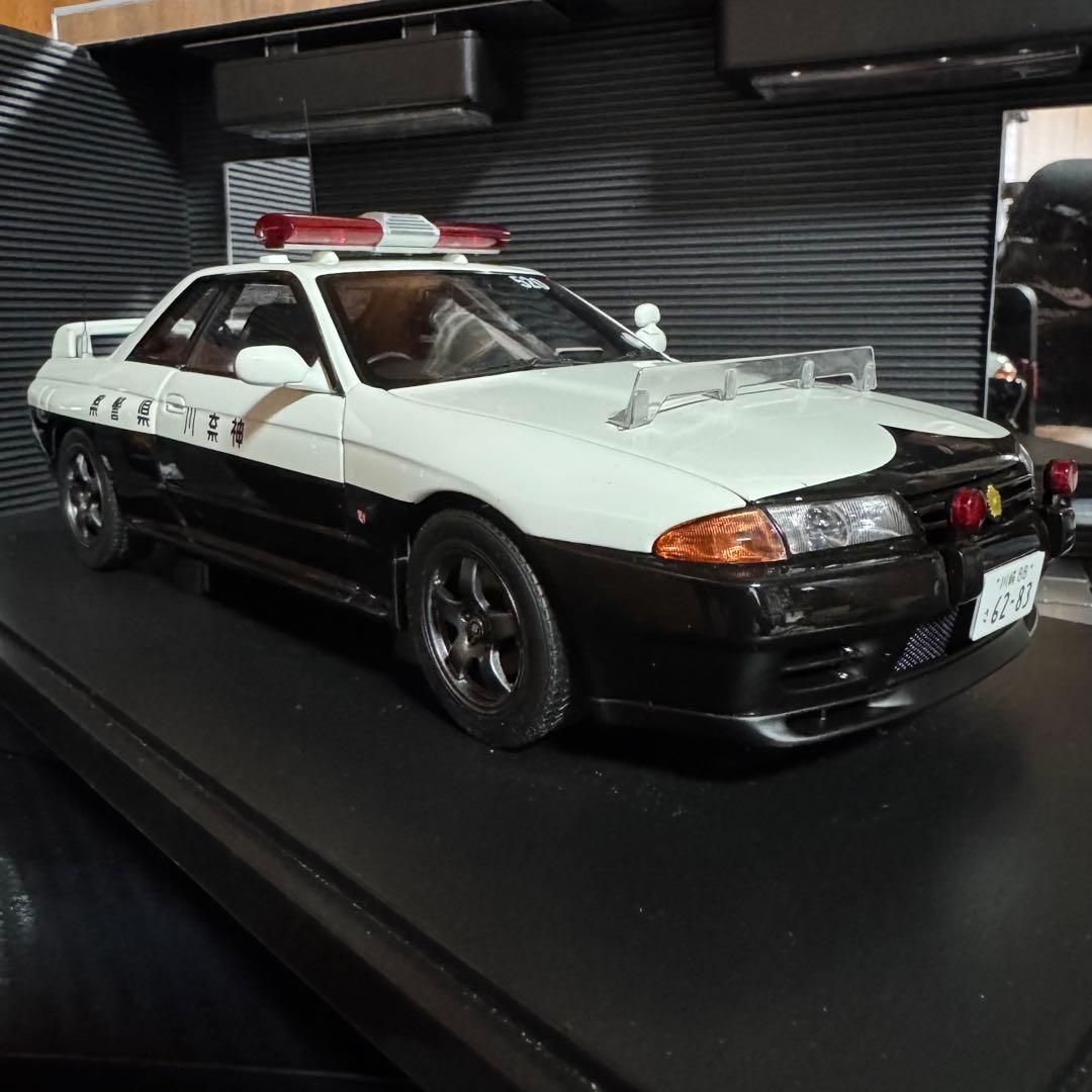 絶版未展示品 オートアート 1/18 スカイライン GT-R R32 神奈川県警