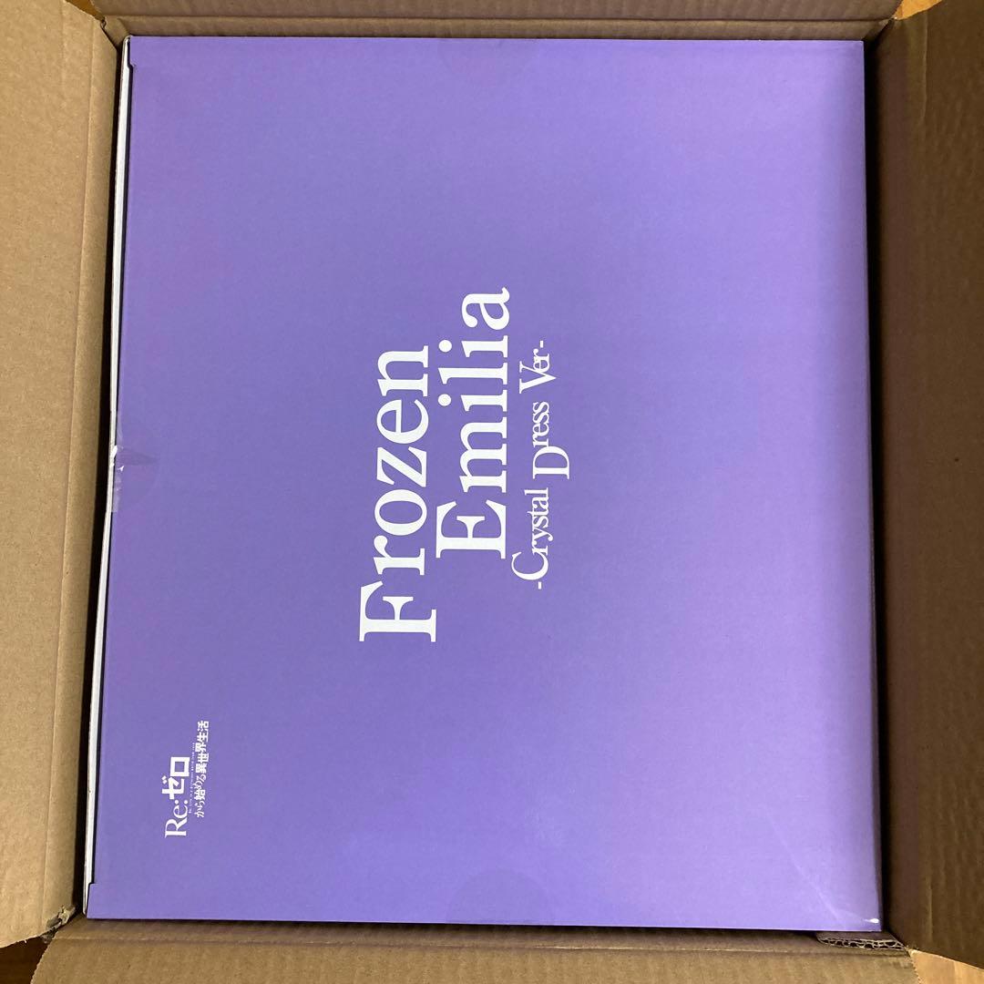 渋谷スクランブルフィギュア　鬼レム エミリア