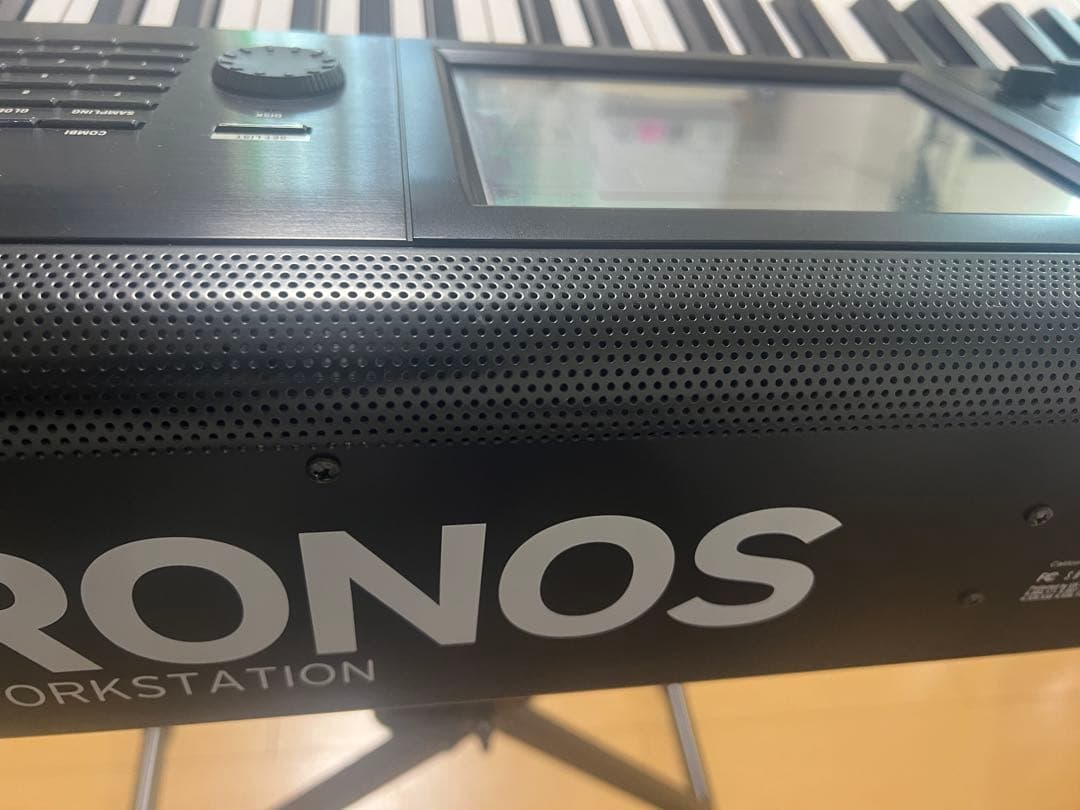 ニ*ー様 引き取り最優先 KORG KRONOS 2 88鍵盤 訳あり 引取りお