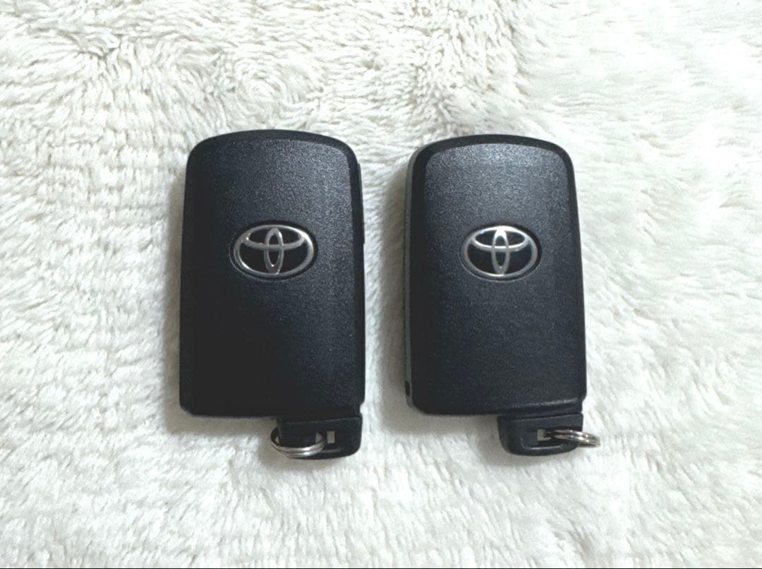 トヨタ ヴォクシー/ノア/エスクァイア スマートキー 両側パワスラ　新品？？