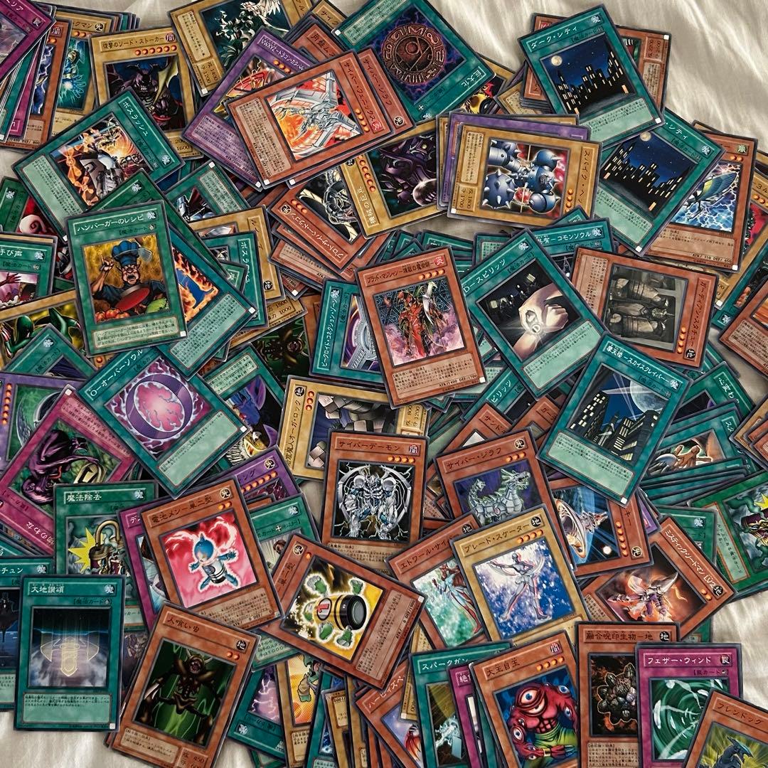 遊戯王カードまとめ売り　レア有り　1.5kg以上　Yu-Gi-Oh!