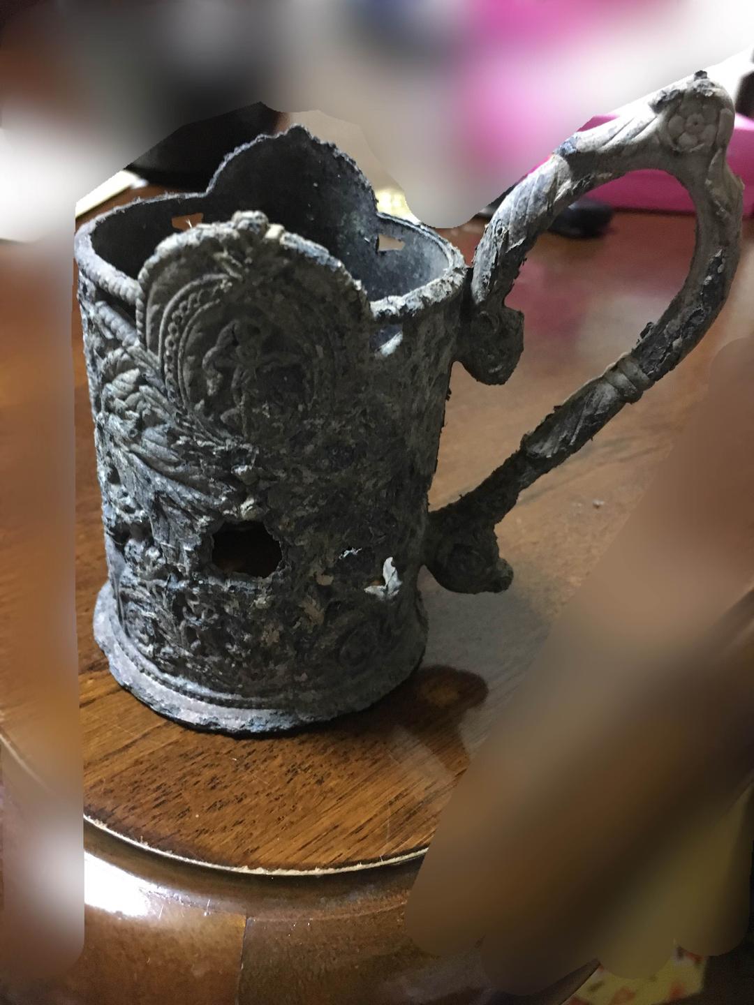 青銅器？鉄器？