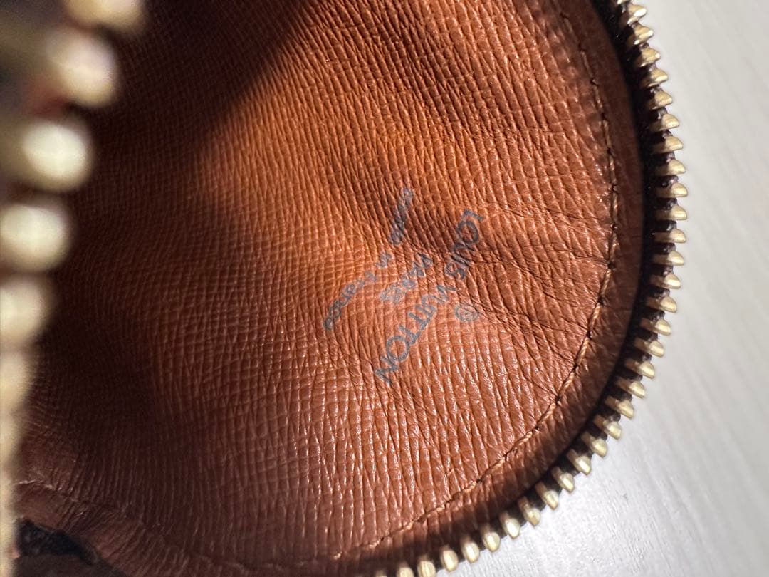 a.toaiku　LOUIS VUITTON モノグラム ケース