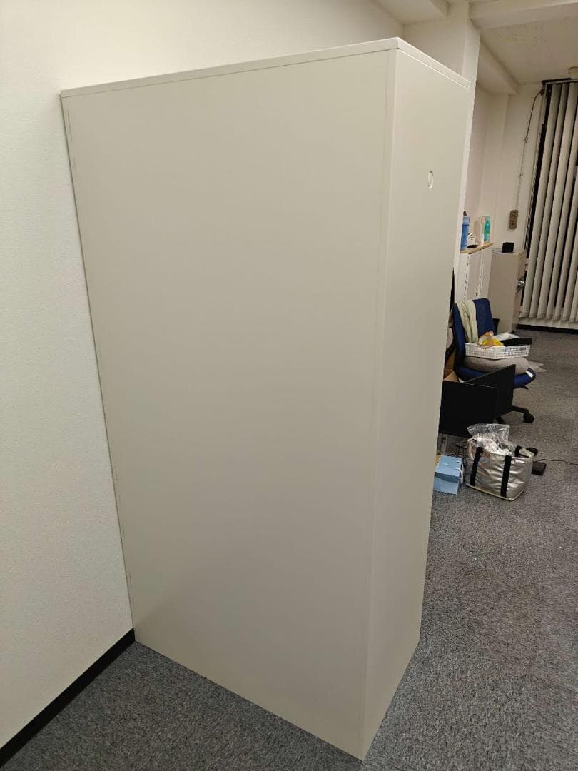 更衣ロッカー（3人用）網棚・カギ付き