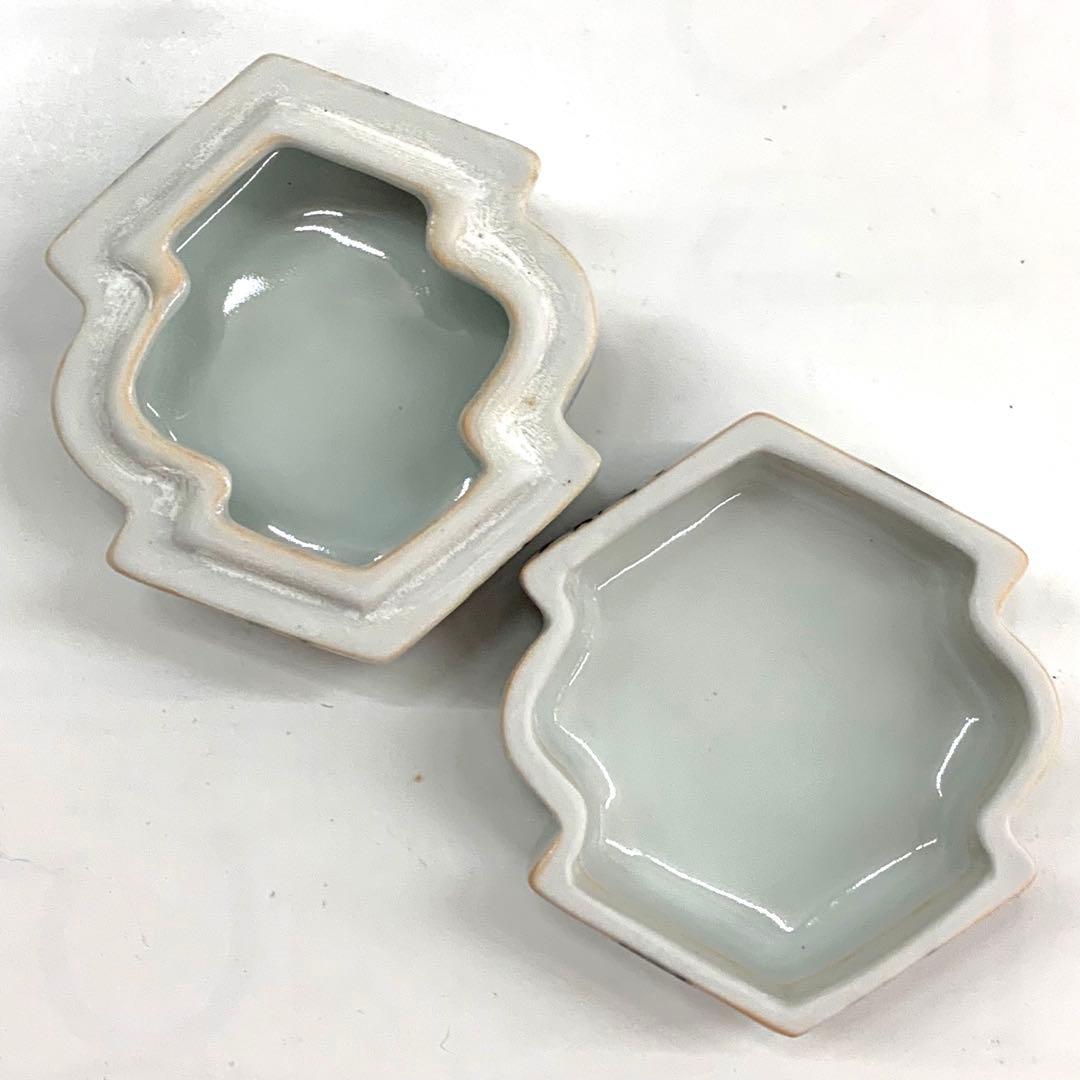 【香合　染付　松皮菱】平安桃山窯