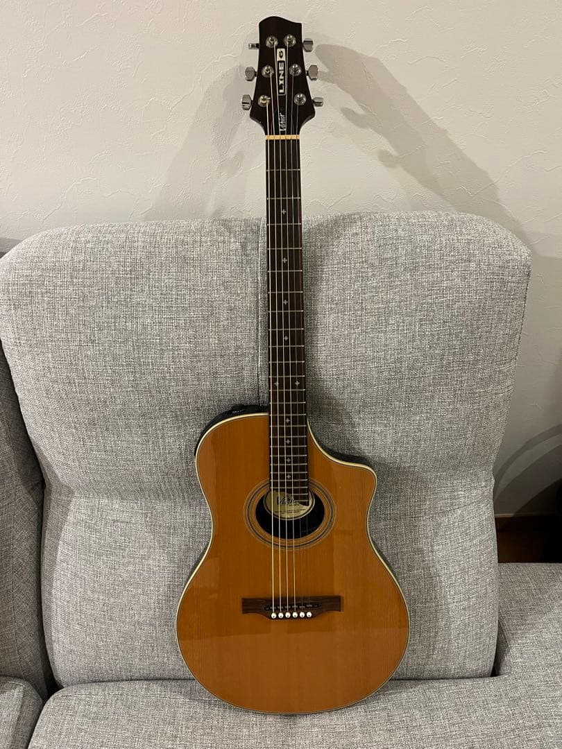 ギター LINE 6 Variax acoustic 700