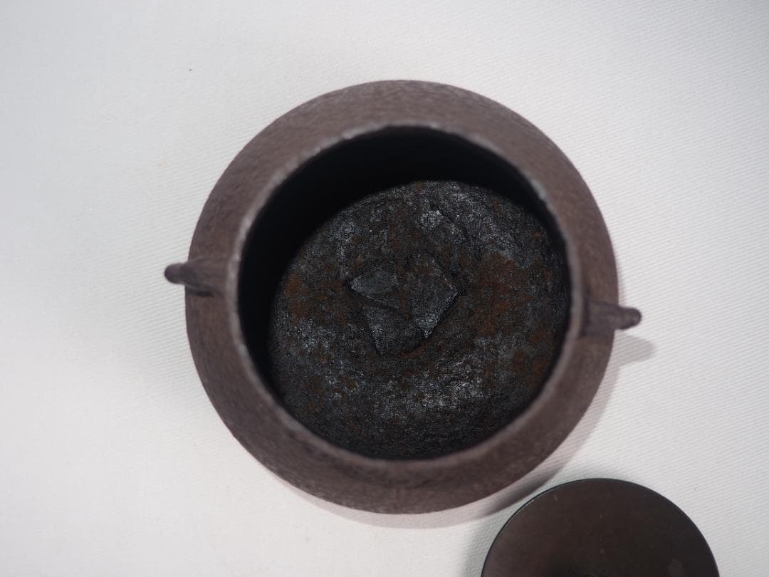 下間庄兵衛造『鶴首釜』（極箱）