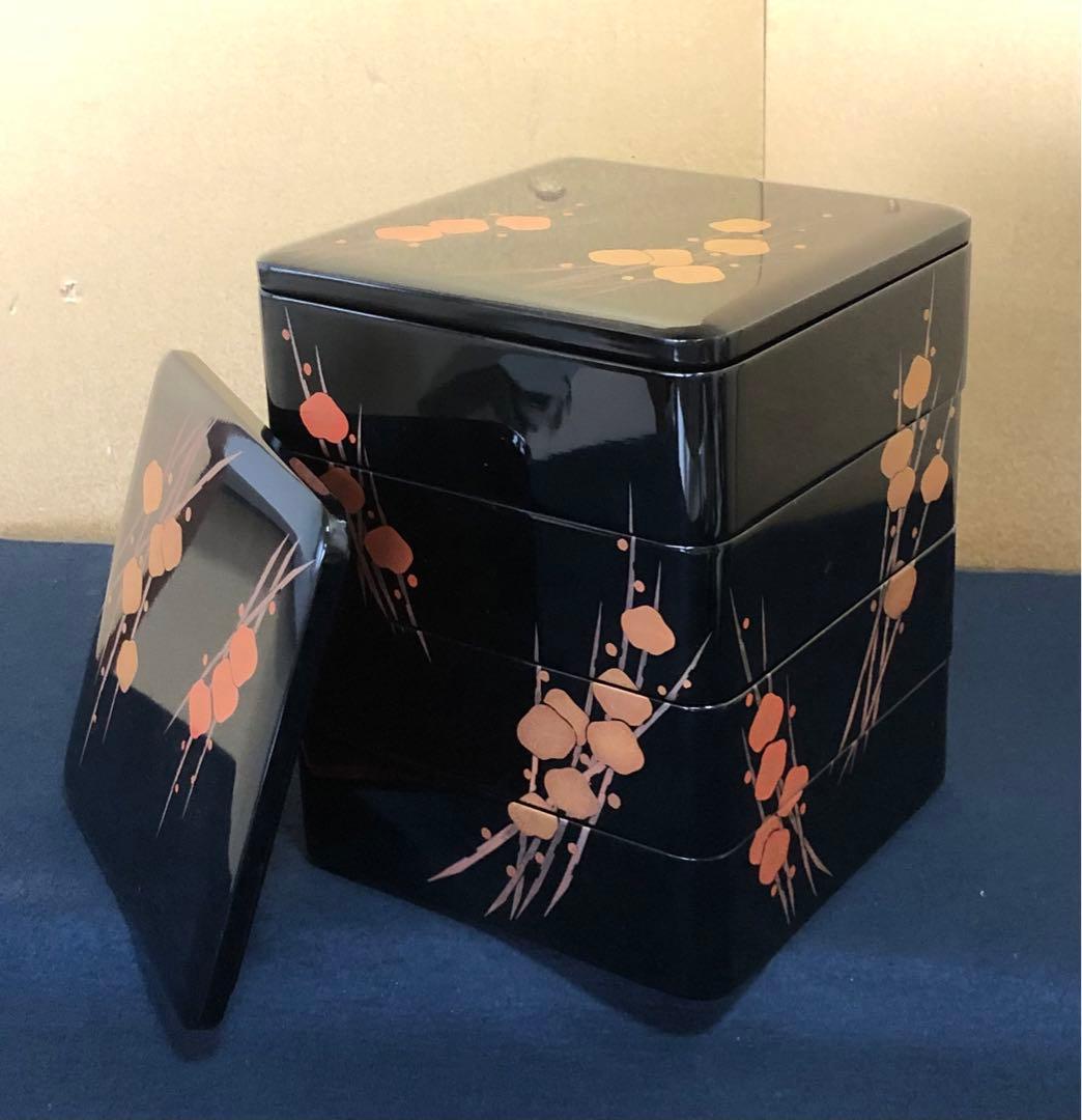 メ*7様 割引❗️《レ》輪島塗 たばね梅蒔絵 四段重 替蓋付 共箱　251201