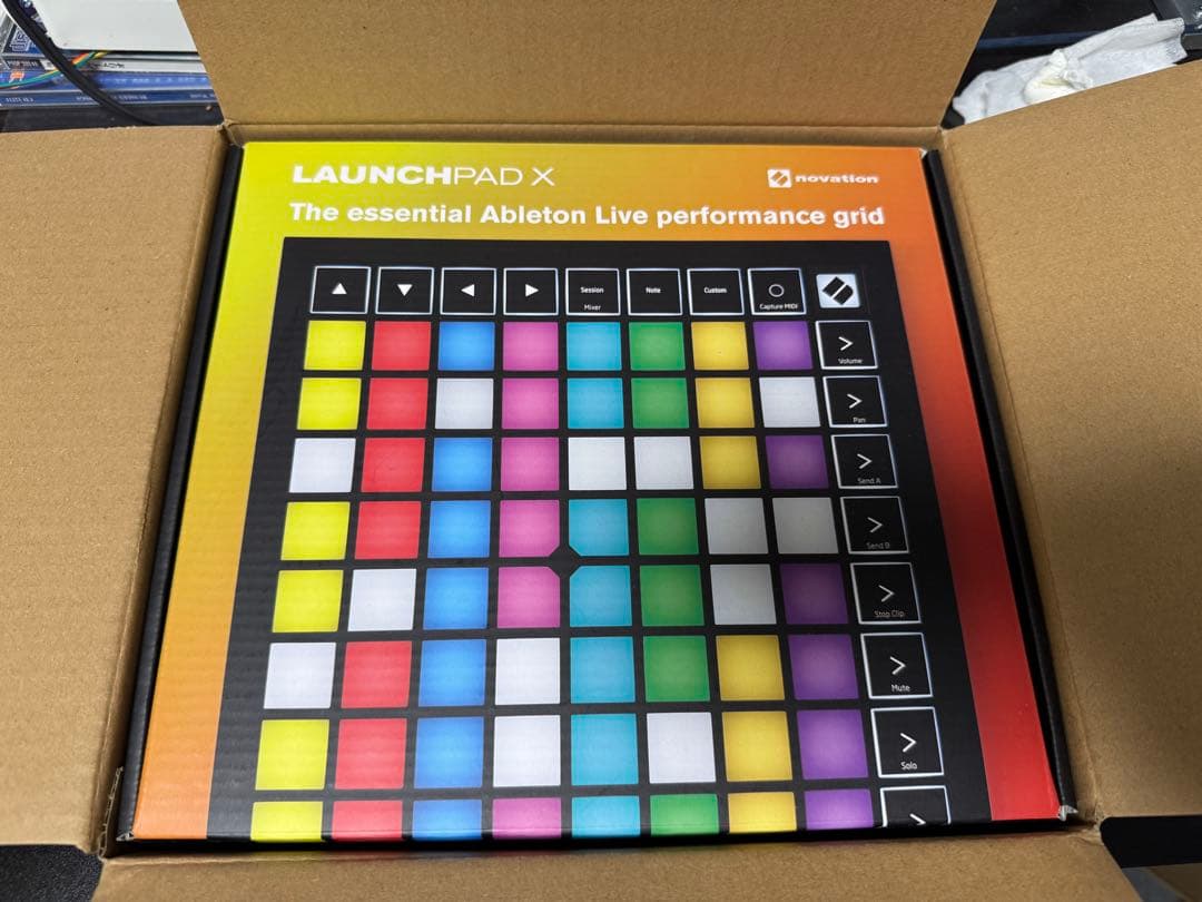 Novation Launchpad X MIDIパッド　製品登録解除済み