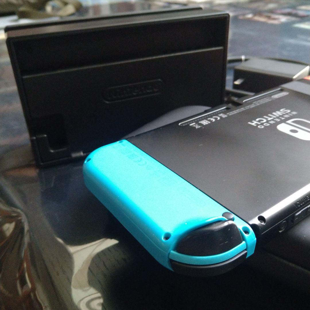 Nintendo Switch 本体、 ケース付き