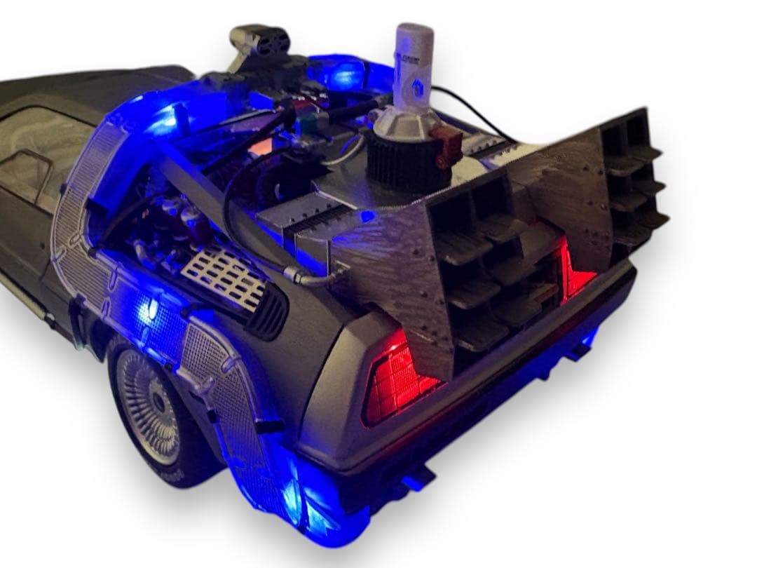 ☆美品　デロリアン　ホットウィール　特別版