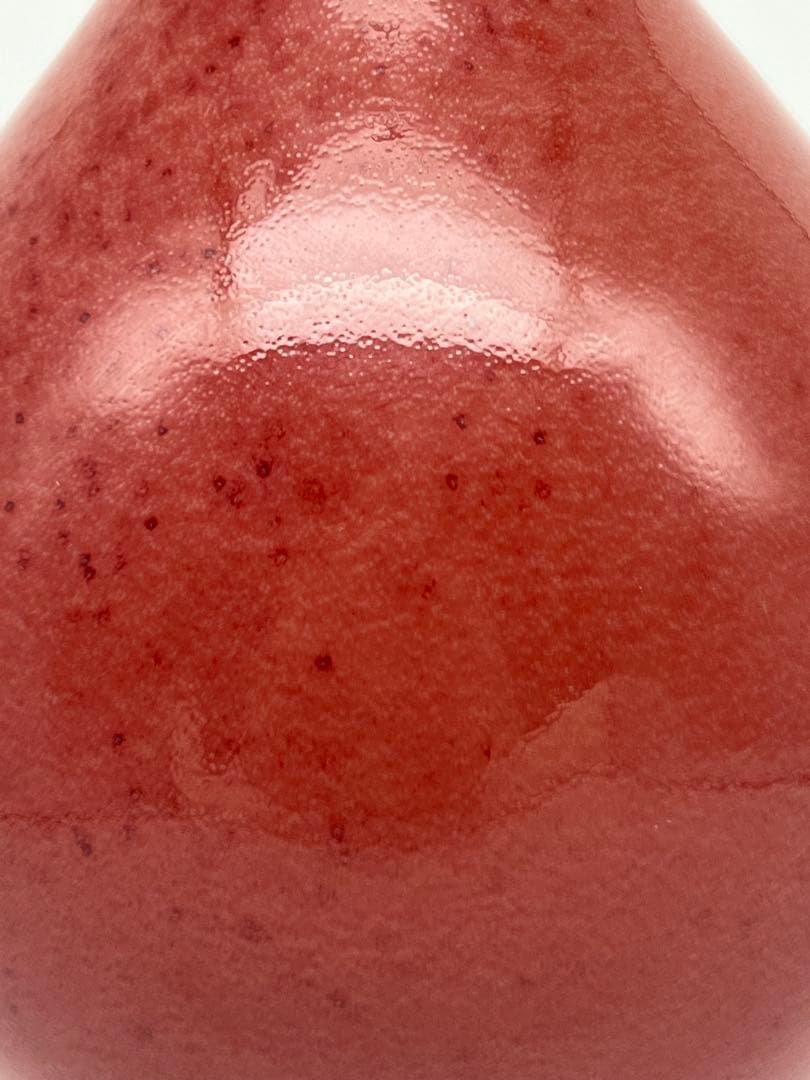 中国清朝　乾隆年製紅釉長頸瓶骨董　唐物　アンティーク　古美術品　骨董　江戸　青磁