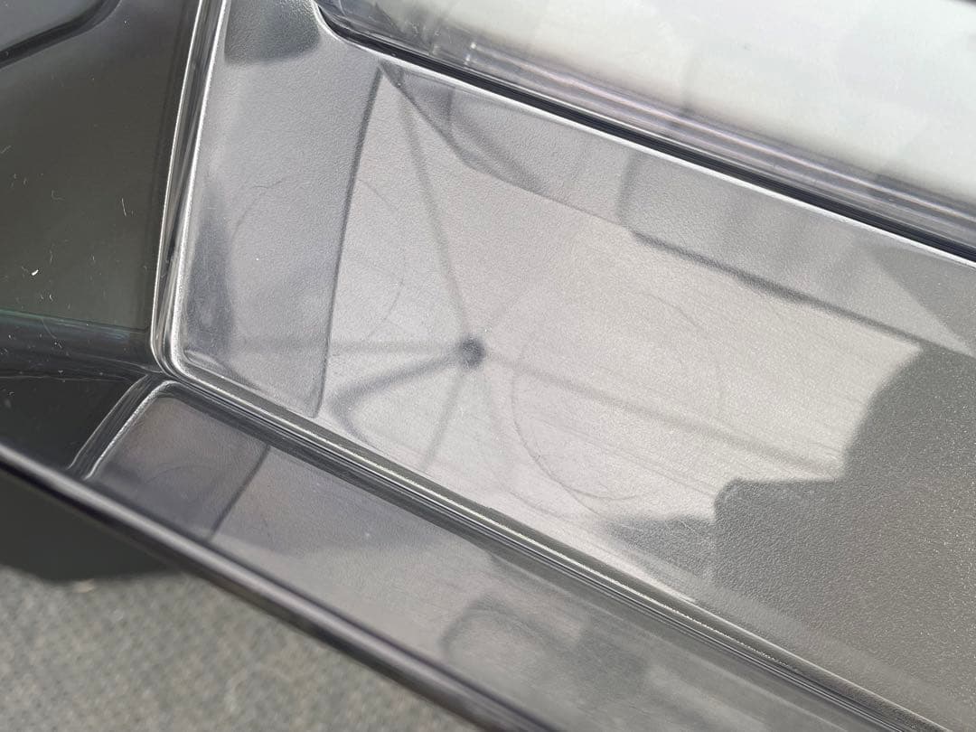 使用1年未満　東芝3ドア冷蔵庫　GR-V33SC　326L　2024年製