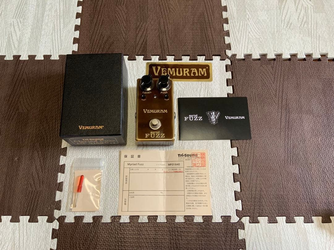 【初期型】Vemuram Myriad Fuzz 【1600番台】