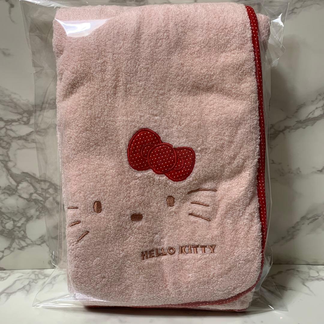 Sanrio Hello kitty バスタオル　水玉リボンキティ