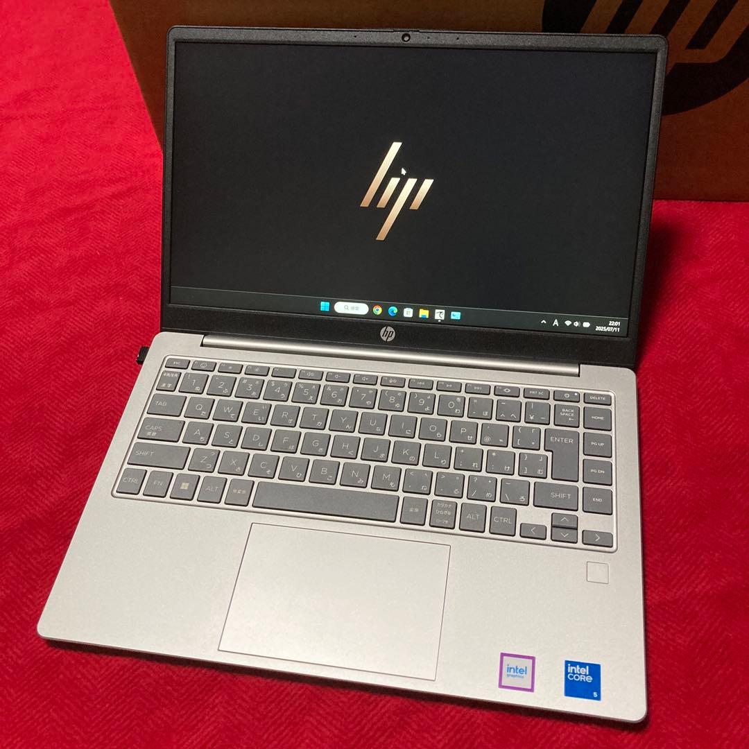 hp 2025年製　core 5 120u 16GB 512GBノートパソコン