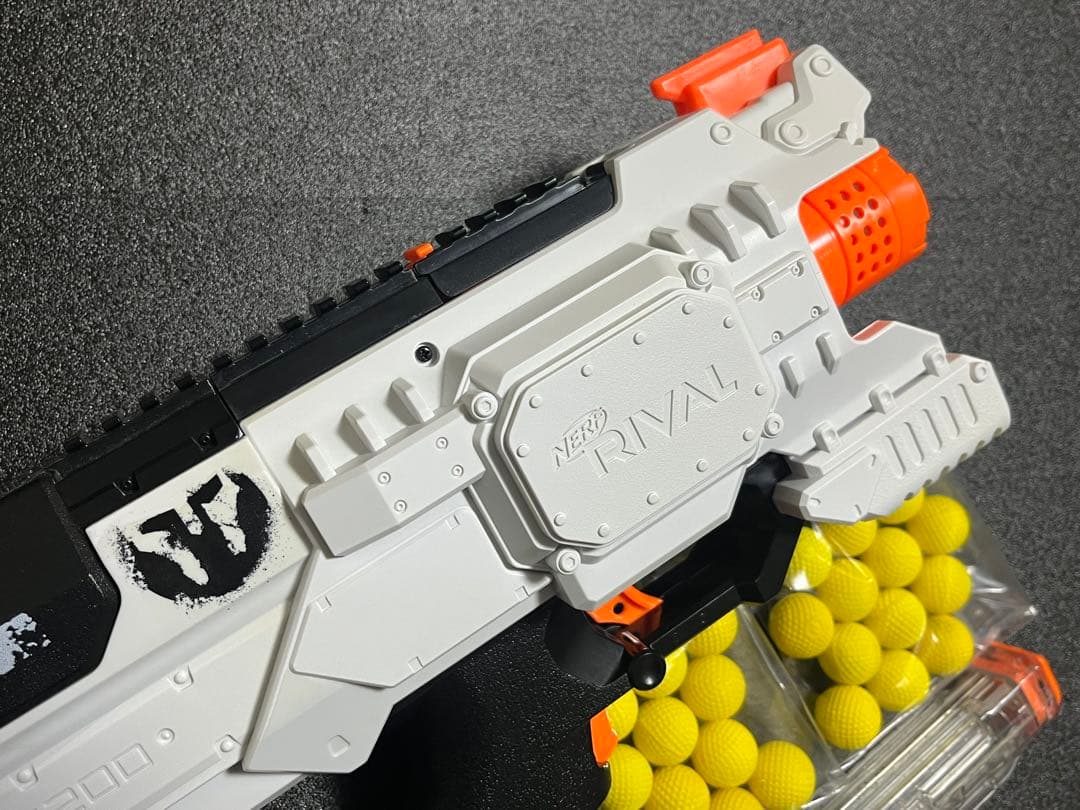 ナーフ ライバル RIVAL ヘラ Hera ＆ マガジンクリップ セット