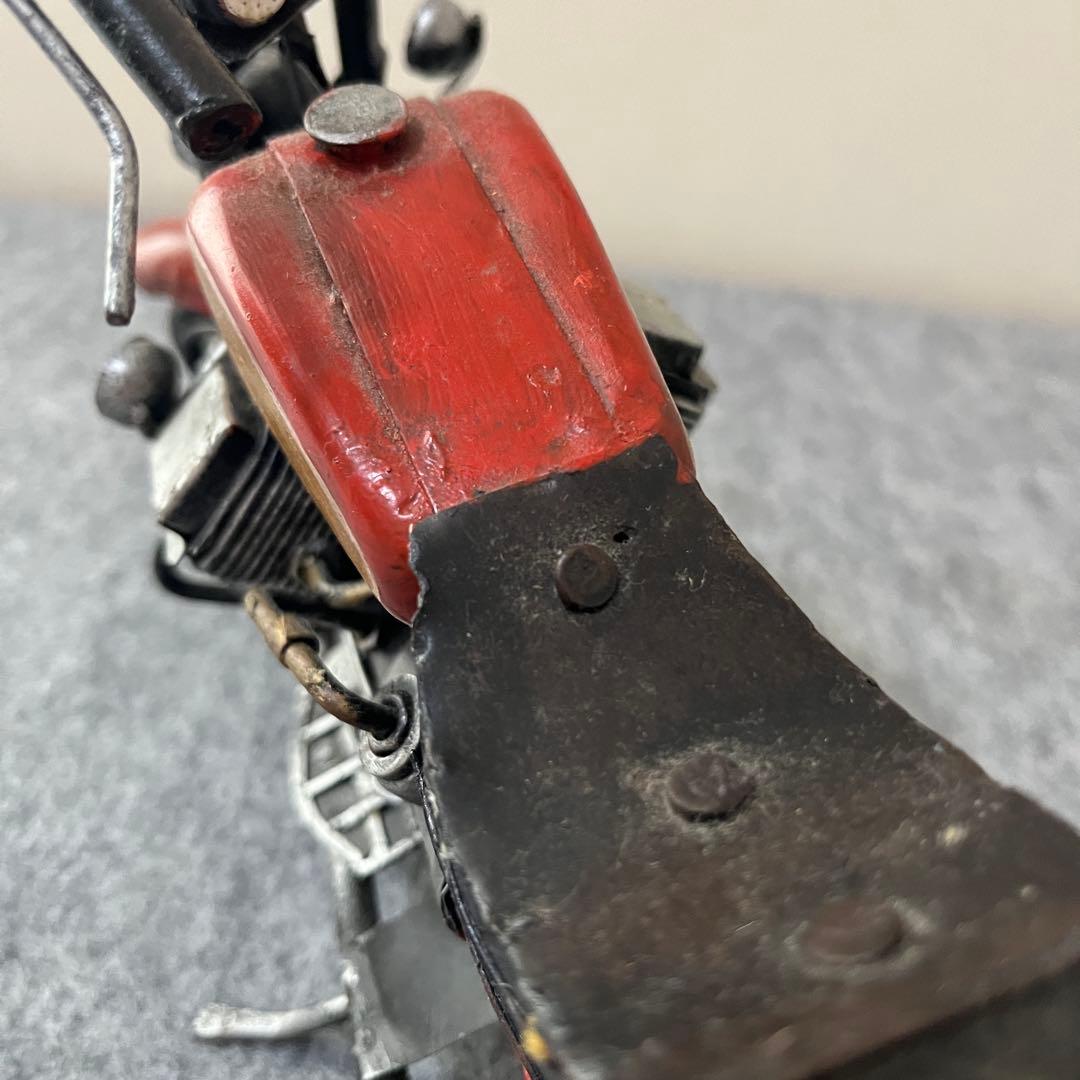 ブリキ製 ヴィンテージ風 バイク置物 インテリア レトロ 熊手 モーターサイクル