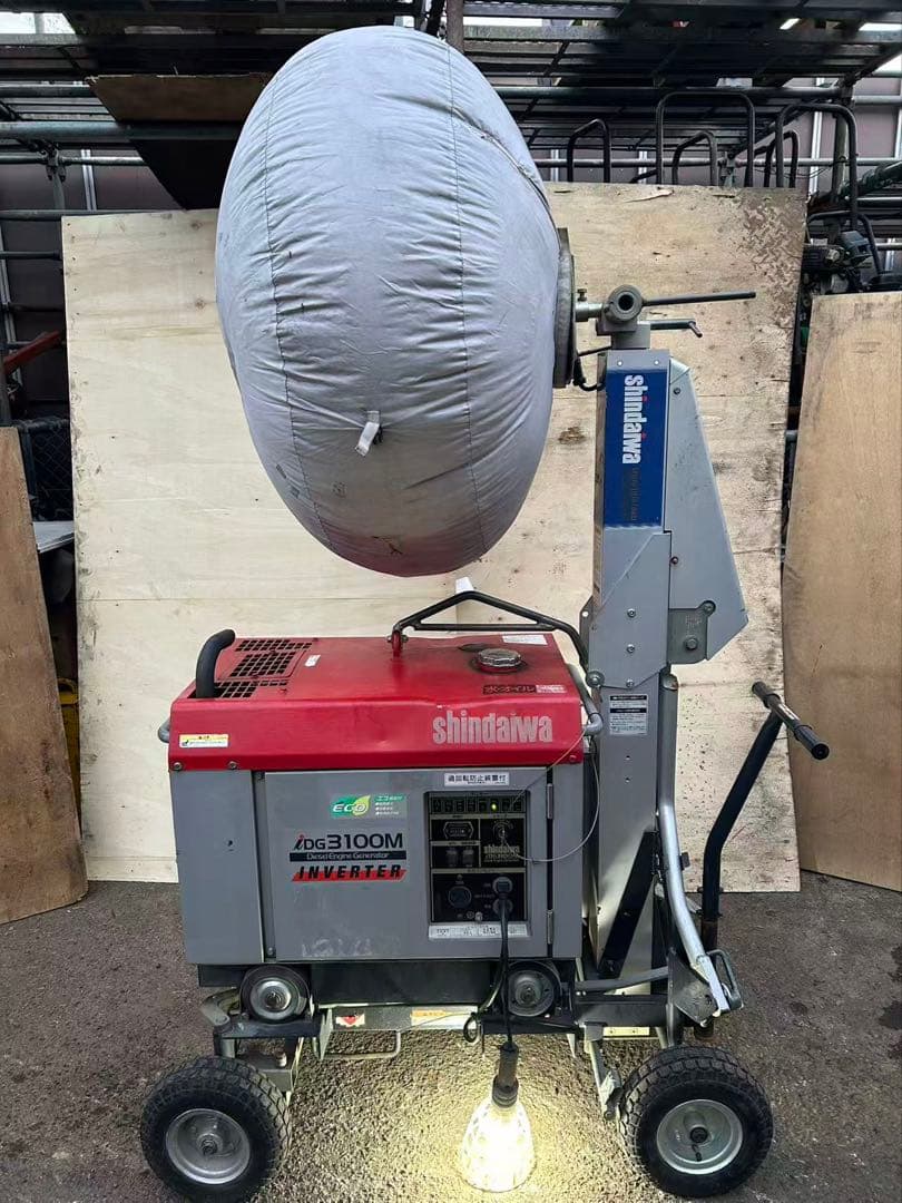 IDG3100M ディーゼル発電機　投光器付き動画あり （B873)