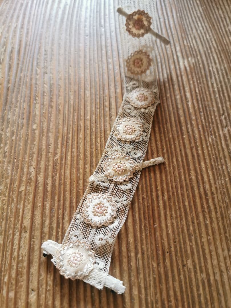 アンティークフランス 付け襟＆ウェストベルト ヴァレンシエンヌ＆花刺繍アップリケ