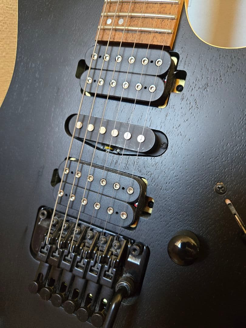 Ibanezアイバニーズ RG370ZB Weathered Black