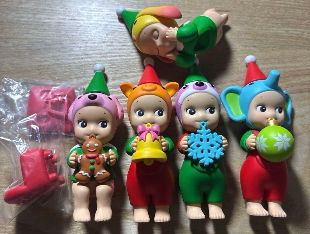Sonny Angel Santa’s LittleHelper 5種セット