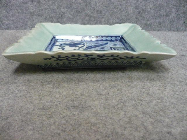 伊万里 青磁 染付 窓絵 花唐草 角皿 [B31461]