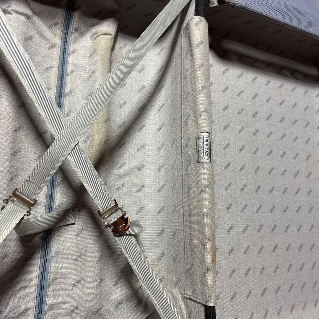 リモワスーツケース ブラック