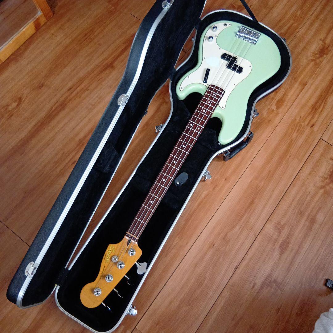ベース Squier by Fender Classic Vibe PB