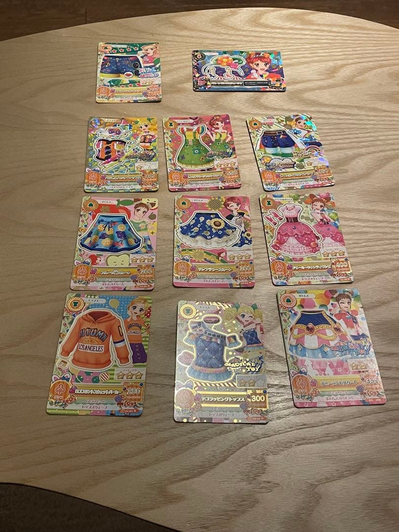 【まとめ売り】アイカツカード120枚＋アイカツカードケース