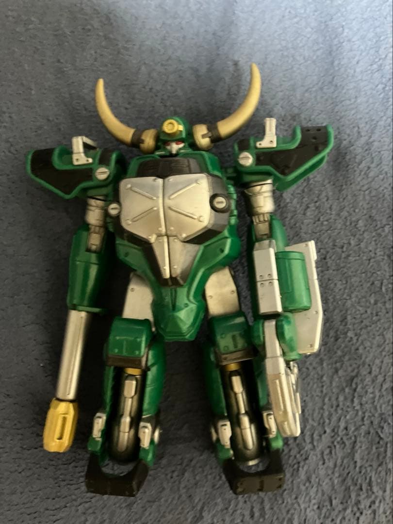 figmaドラゴンナイト 仮面ライダー龍騎 フィギュアーツ ミラーモンスターズ