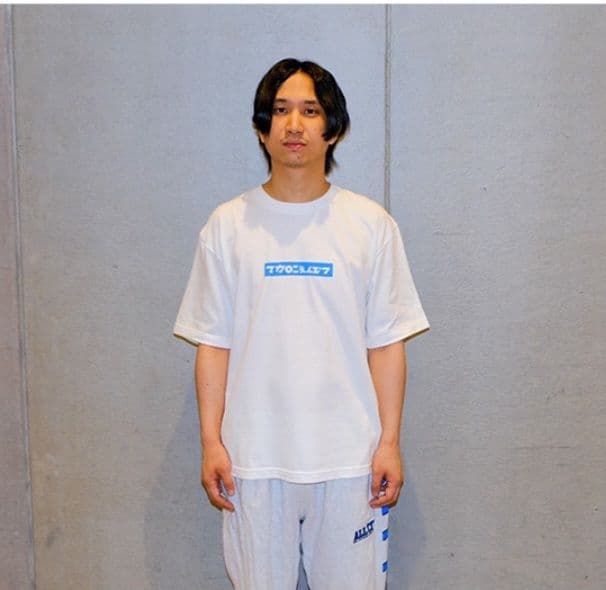 新品　マカロニえんぴつ　ロゴビッグTシャツ　　　　OKKAKE 　Mサイズ