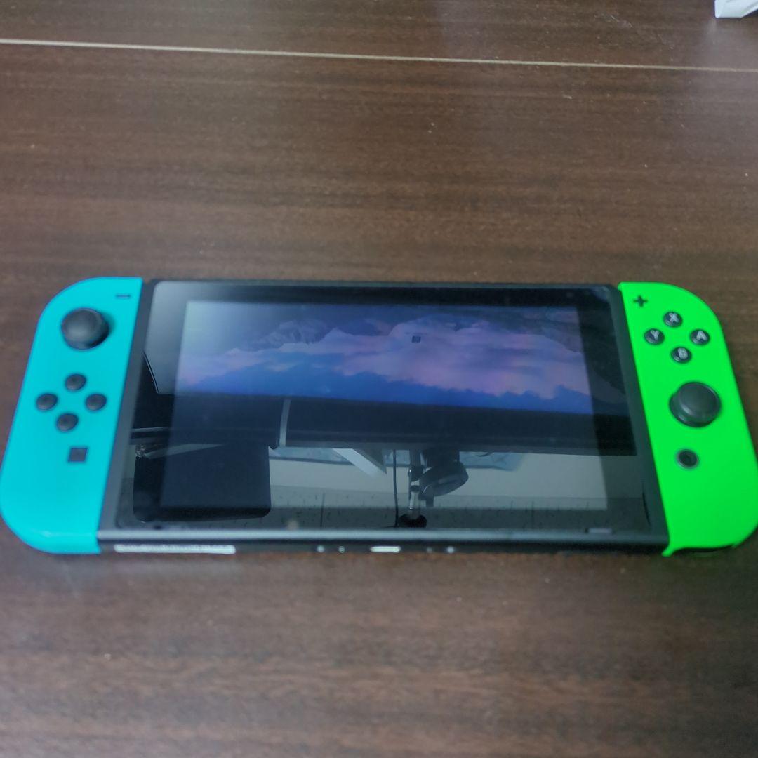 Nintendo Switch 本体 青と緑のJoy-Con