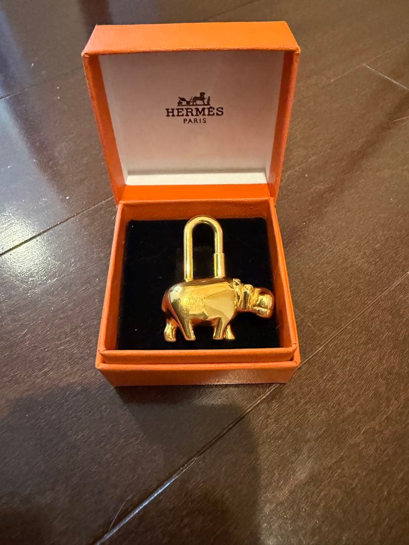 HERMES エルメス ヒポポタマス カバ カデナ チャーム カバ ゴールド 金