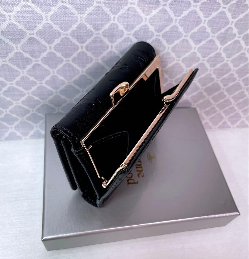 【最新❤︎新品】ヴィヴィアン・ウエストウッド　三折財布 ブラック マット