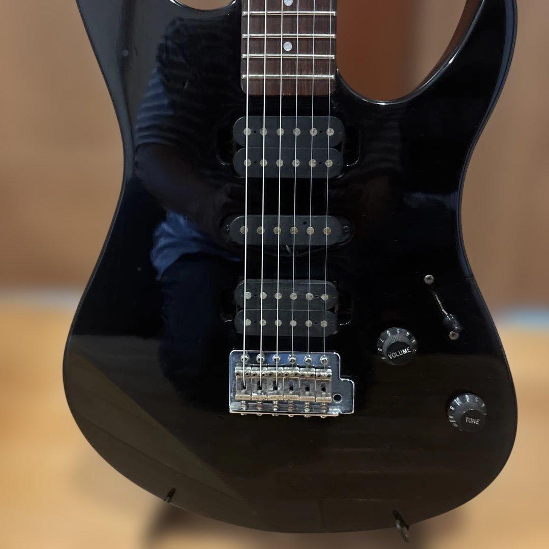 Yamaha RGX 121D ブラック色 トレモロアーム付 新品弦張替済