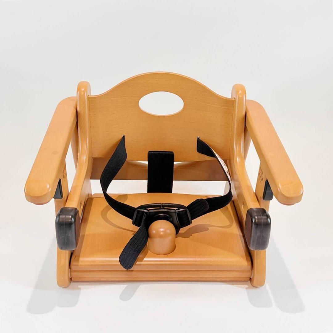 甲HK11197　美品　送料無料　即購入可能　スピード発送　ブースターシート