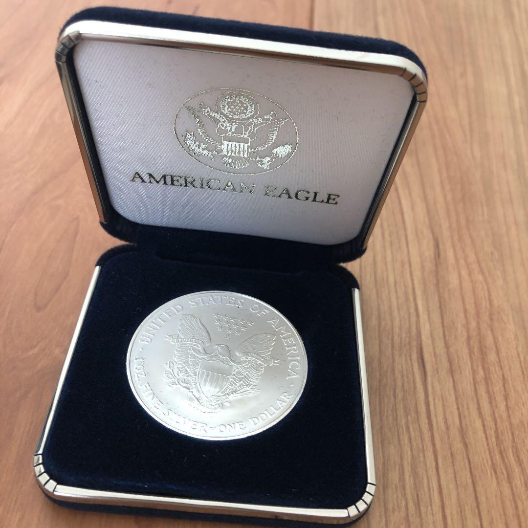 AMERICAN EAGLE 